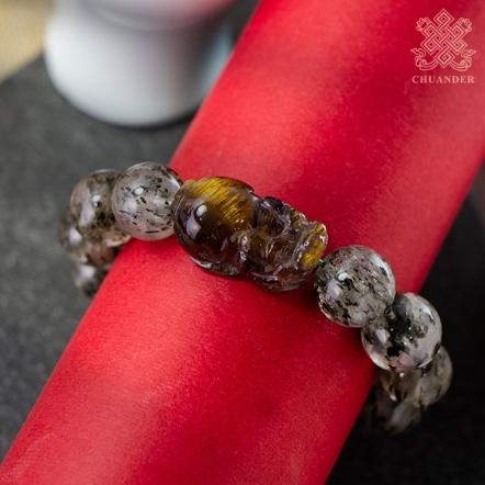 手串-紫鈦晶豼貅+白水晶共生礦雲母