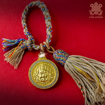 粗繩編吊飾-銅沙金-財神-鑲水鑽佛牌