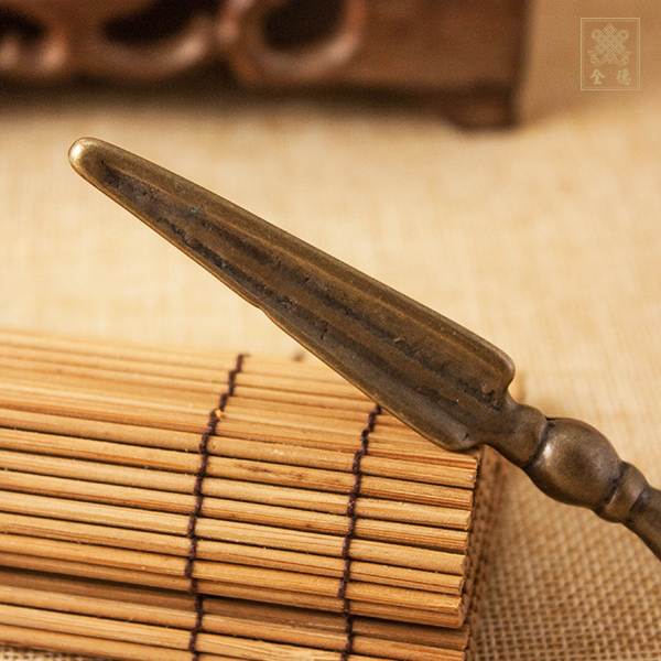 嘎陀寺加持聖物,本尊天銅普巴杵