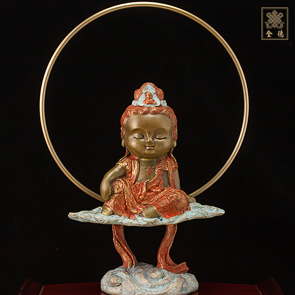 A GILT-BRONZE FIGURE OF SHAKYAMUNI BUDDHA, TIBET, 16TH