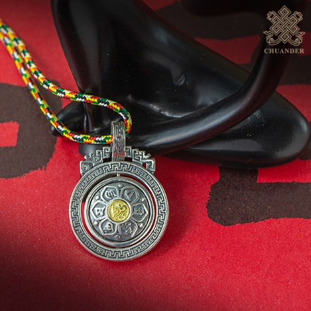 純銀項墜-轉運六字-迴字紋框