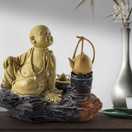 聽茶沙彌-陶塑石